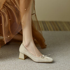 Nova Nude Pumps mit Schleife