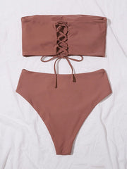 Traje de baño de bikini con tiras sin tirantes