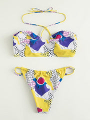 Traje de baño de bikini con tirantes y cuello cruzado con estampado sexy