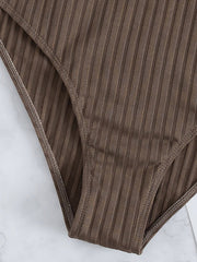 Sexy Bikini-Badeanzug mit einfarbigem Streifenmuster