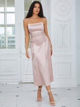 Halter Lace-up Cocktail Dress