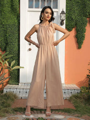 Stilvoller gestreifter Neckholder-Jumpsuit mit Riemchen