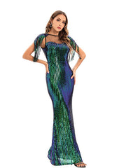 Elegantes Abendkleid aus gestreifter Gaze mit Fransen und Pailletten