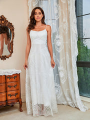 Vestido de noche con tiras bordadas