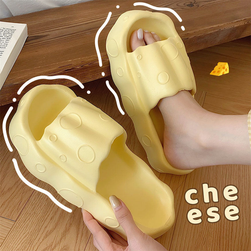 Lindas sandalias de plataforma con forma de queso