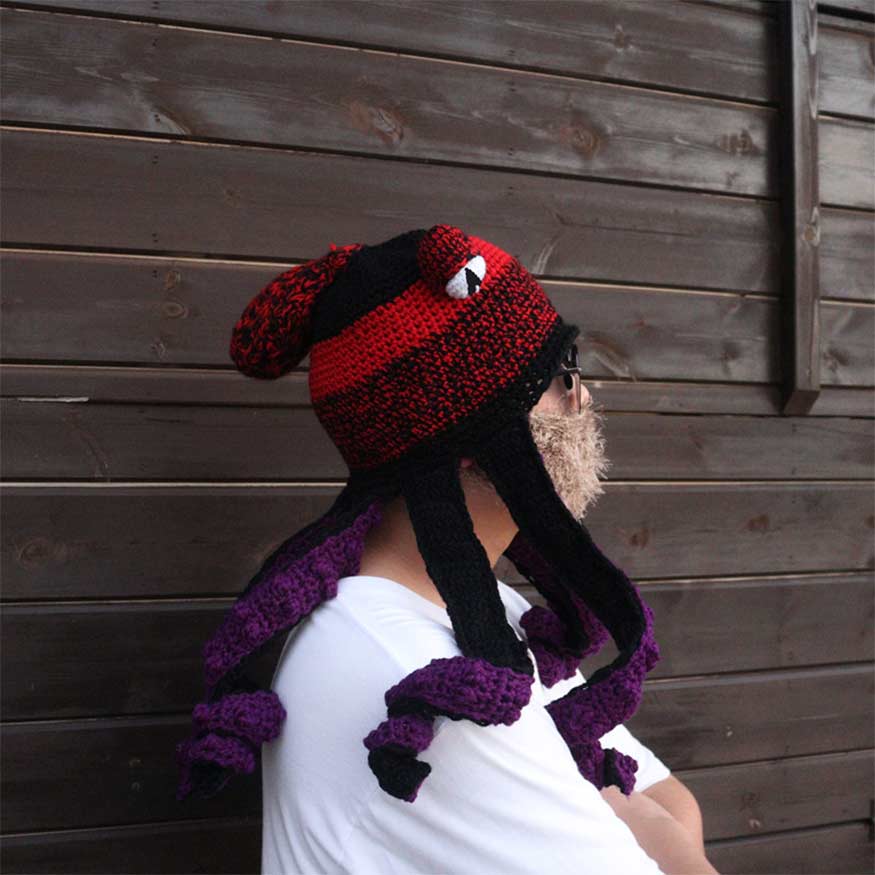 Gorro de punto con cabeza de pulpo