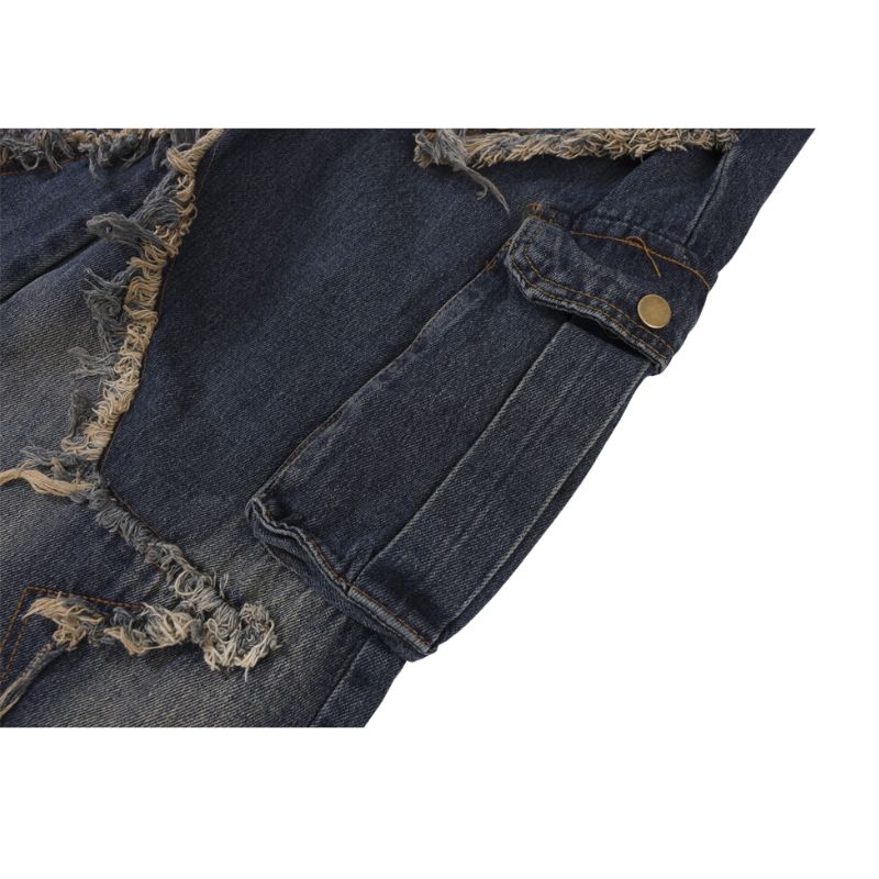 Jeans mit ausgefranstem Patchwork und Sternenmuster