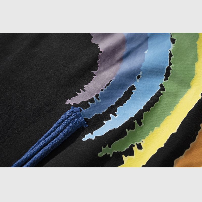 T-Shirt mit Regenbogen-Print und Quastendekor