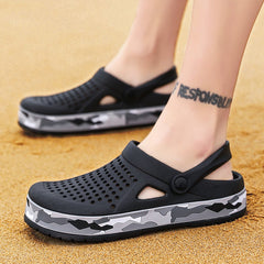 Men's Border Beach Outdoor Hole Closed Toe Sandals