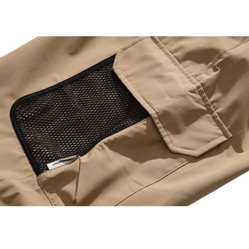 Outdoor-Cargohose mit aufgesetzten Taschen