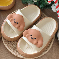 Lindas chanclas con forma de cachorro