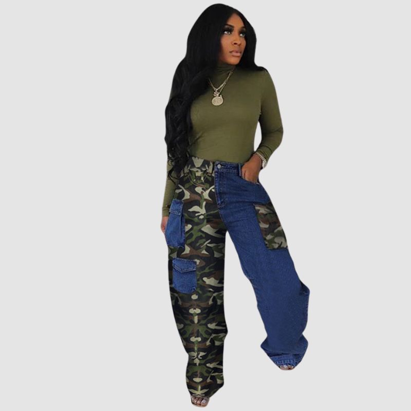 Camouflage Patchwork Denim Cargohose mit weitem Bein