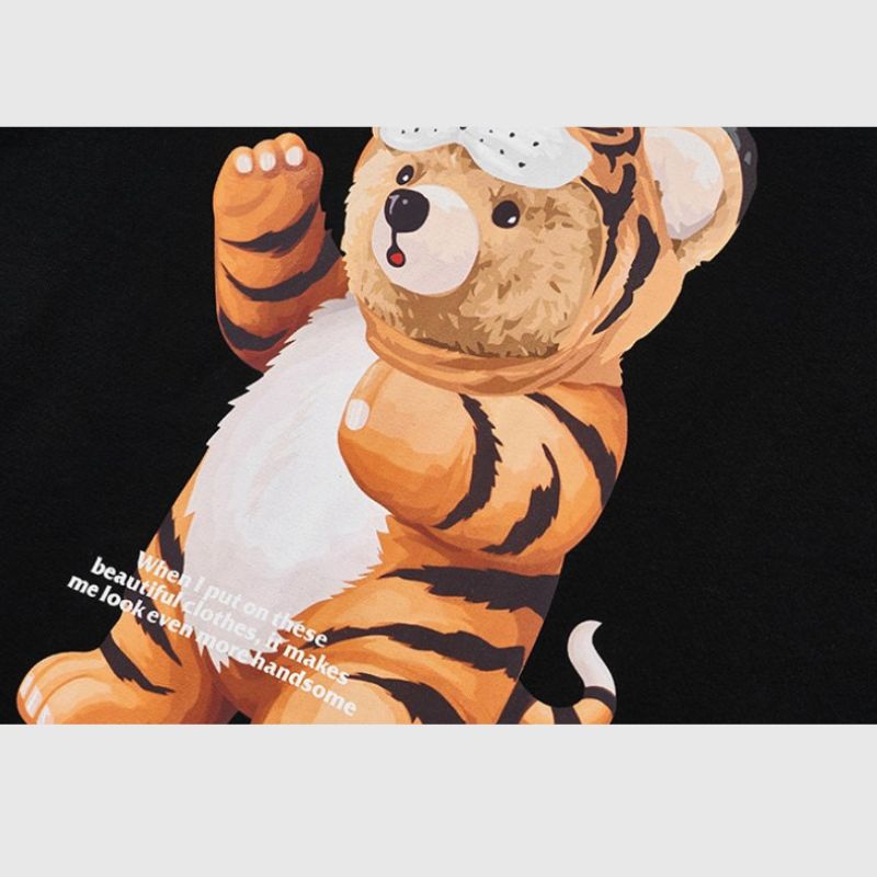 Süßes T-Shirt mit Tiger-Print