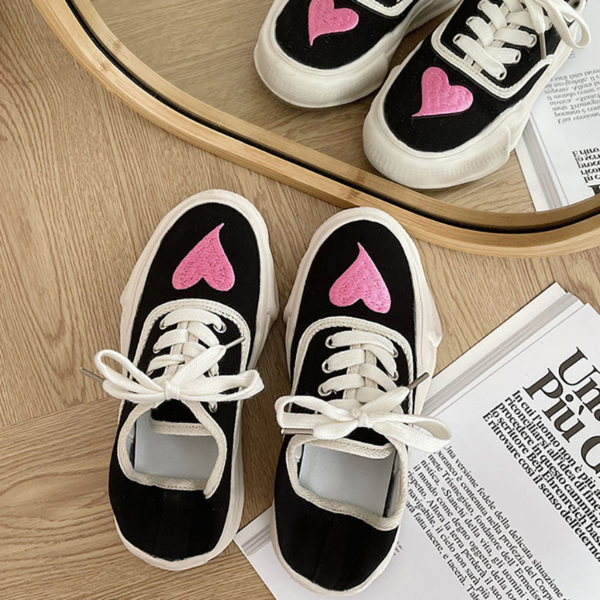 Heart Pattern Embroidered Canvas Sneakers