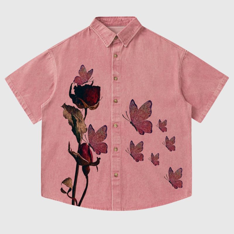 Camisa vaquera con mariposa rosa