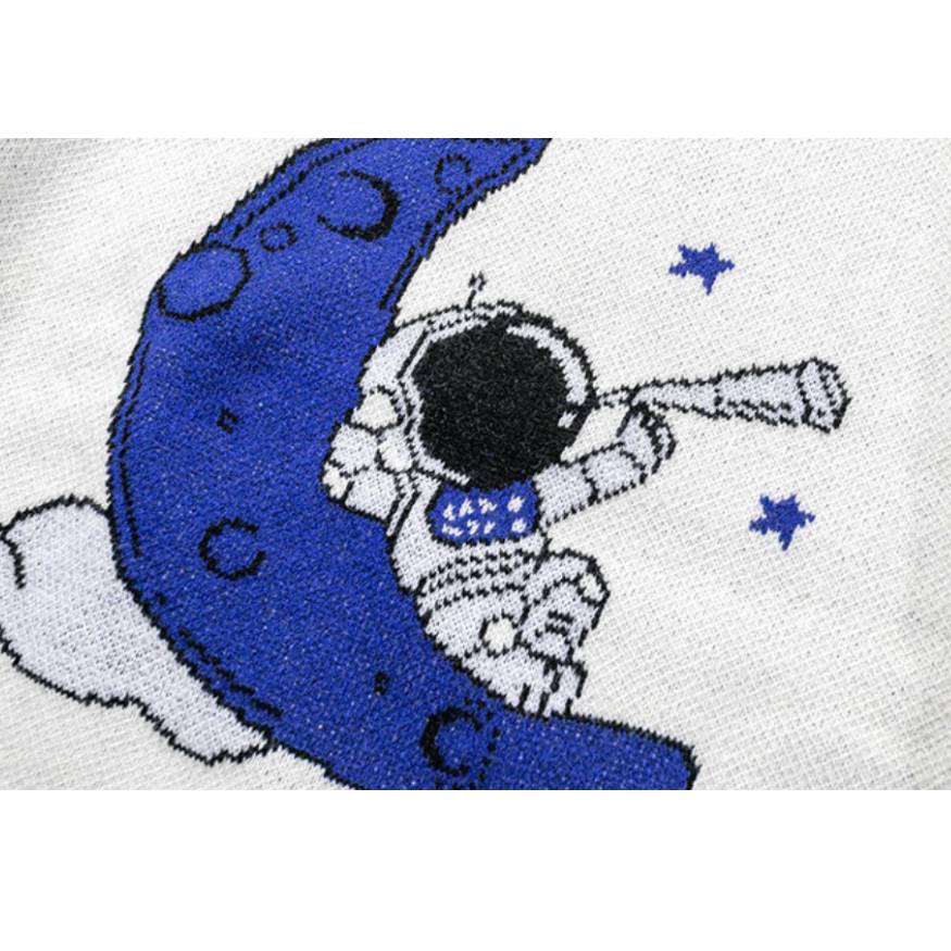 Strickpullover mit Mond- und Astronautenmuster