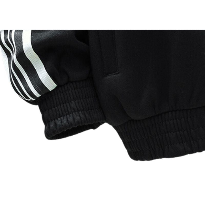 Conjunto deportivo con capucha para tiempo libre