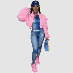 Chaqueta corta con mangas plisadas