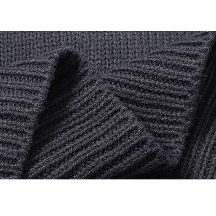 Rollkragenpullover mit Herzschlag-Stickerei