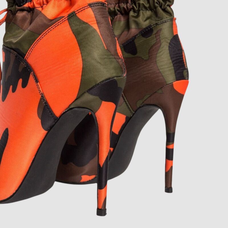 Camouflage Stiefel mit mittelhohem Absatz