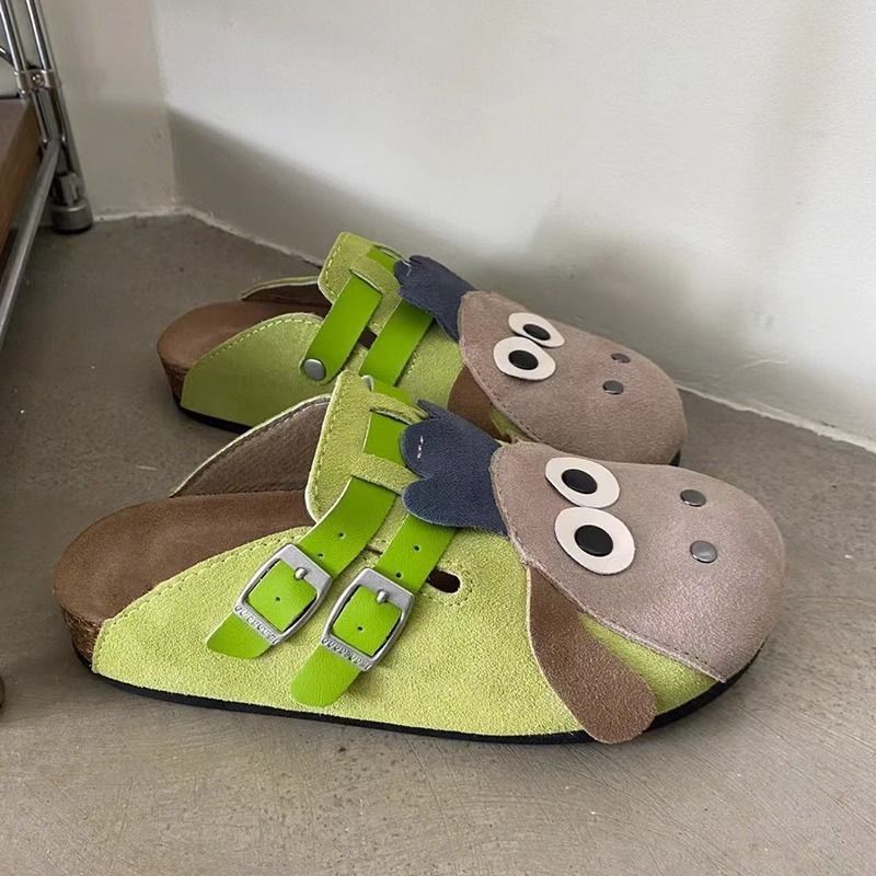 Birkenstocks de dibujos animados