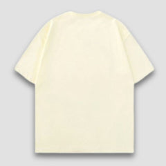 Camiseta con letras bordadas