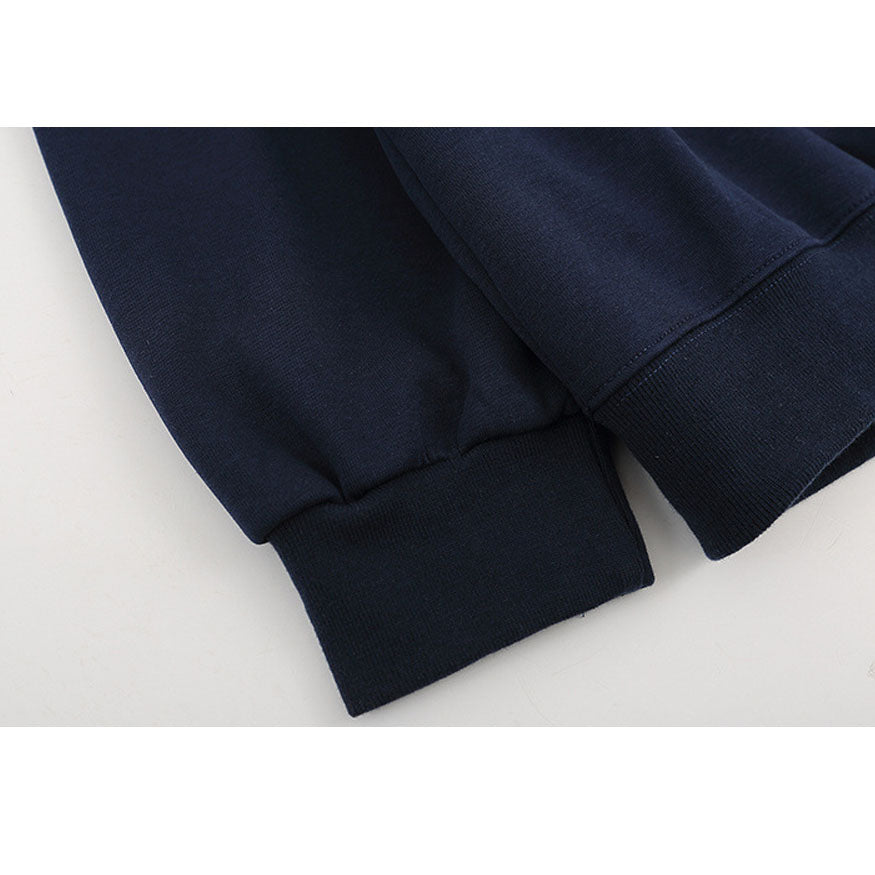 Sudadera con cuello y bloques de color con letras bordadas
