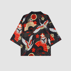 Kimono de dos piezas con estampado de grullas y pantalones cortos