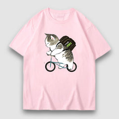 Camiseta con estampado de dibujos animados de un adorable gato