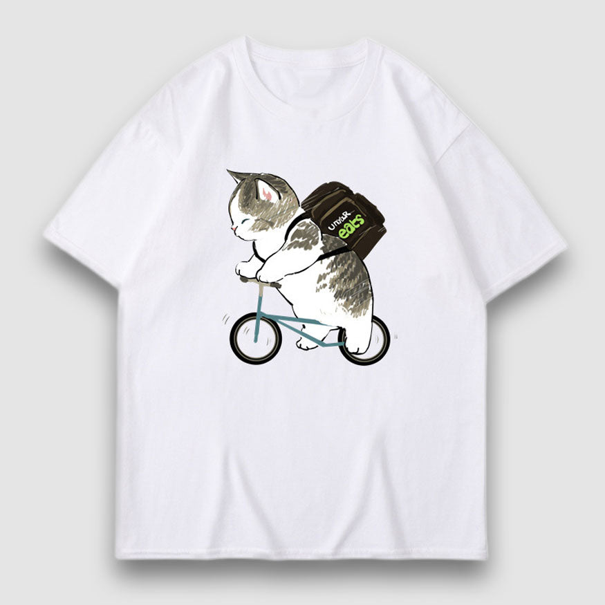 Camiseta con estampado de dibujos animados de un adorable gato