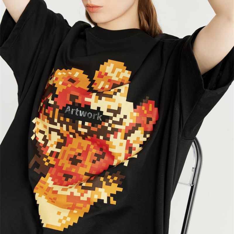 Camiseta con estampado de girasoles en mosaico