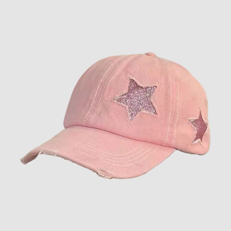 Gorra de béisbol con estrella desgastada