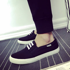 Men's White Flat-heeled Slip-on Lazy Korean Style Canvas Shoes