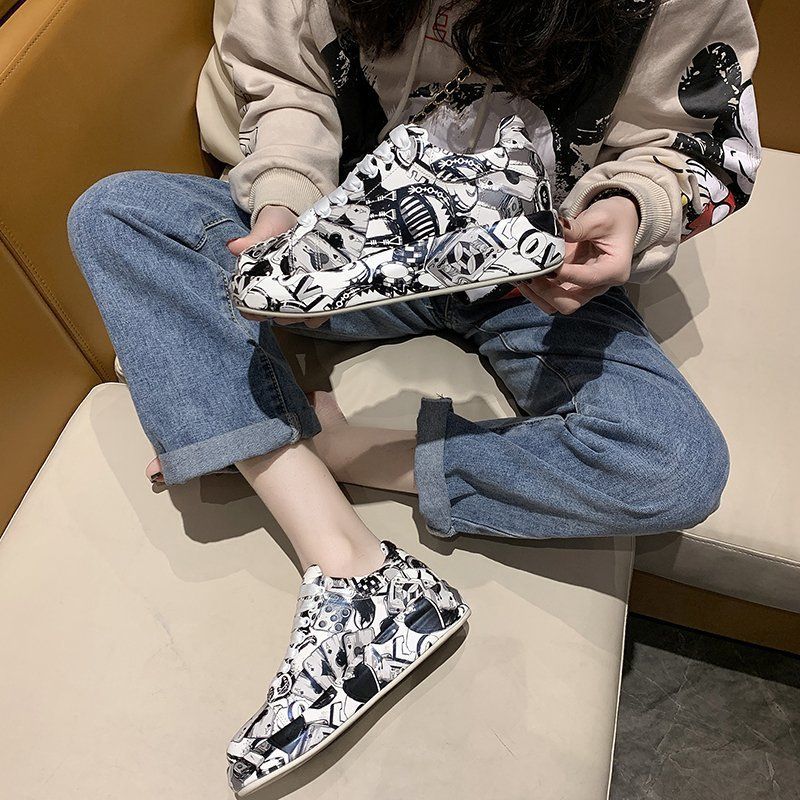 Graffiti Leather Platform Sneakers