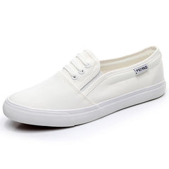 Men's White Flat-heeled Slip-on Lazy Korean Style Canvas Shoes