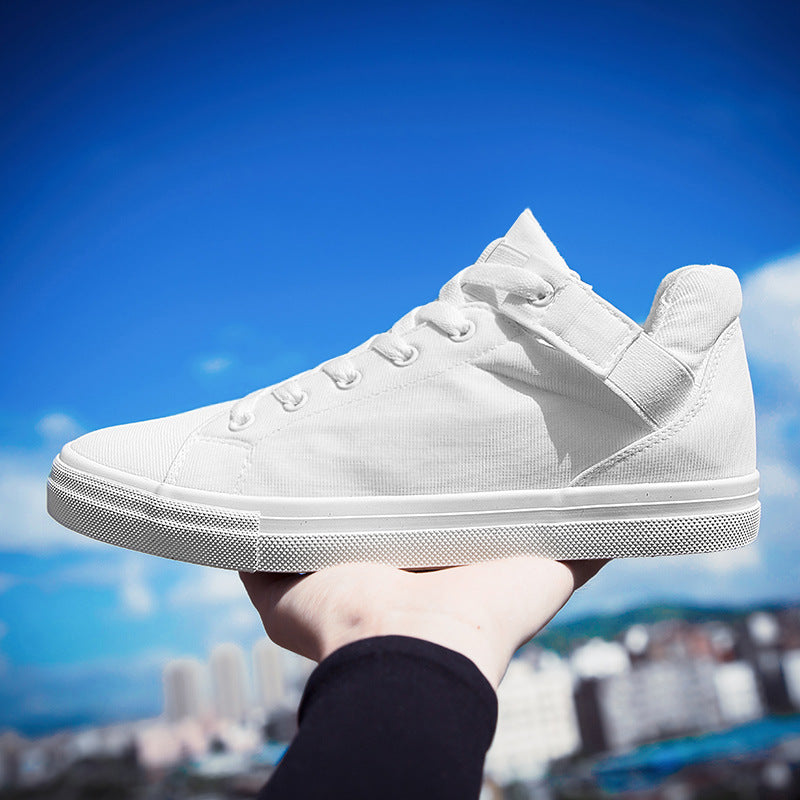 Encantadores zapatos de lona para hombre, de estilo skate, en blanco y negro, para verano.