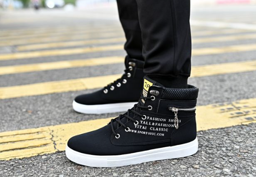 Pretty Stylish Men's Korean Chain Men's Shoes