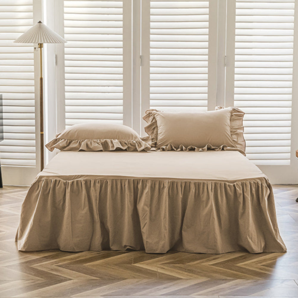 Amelia Ruffled Lace Washed Cotton Bedding Set - White & Brown