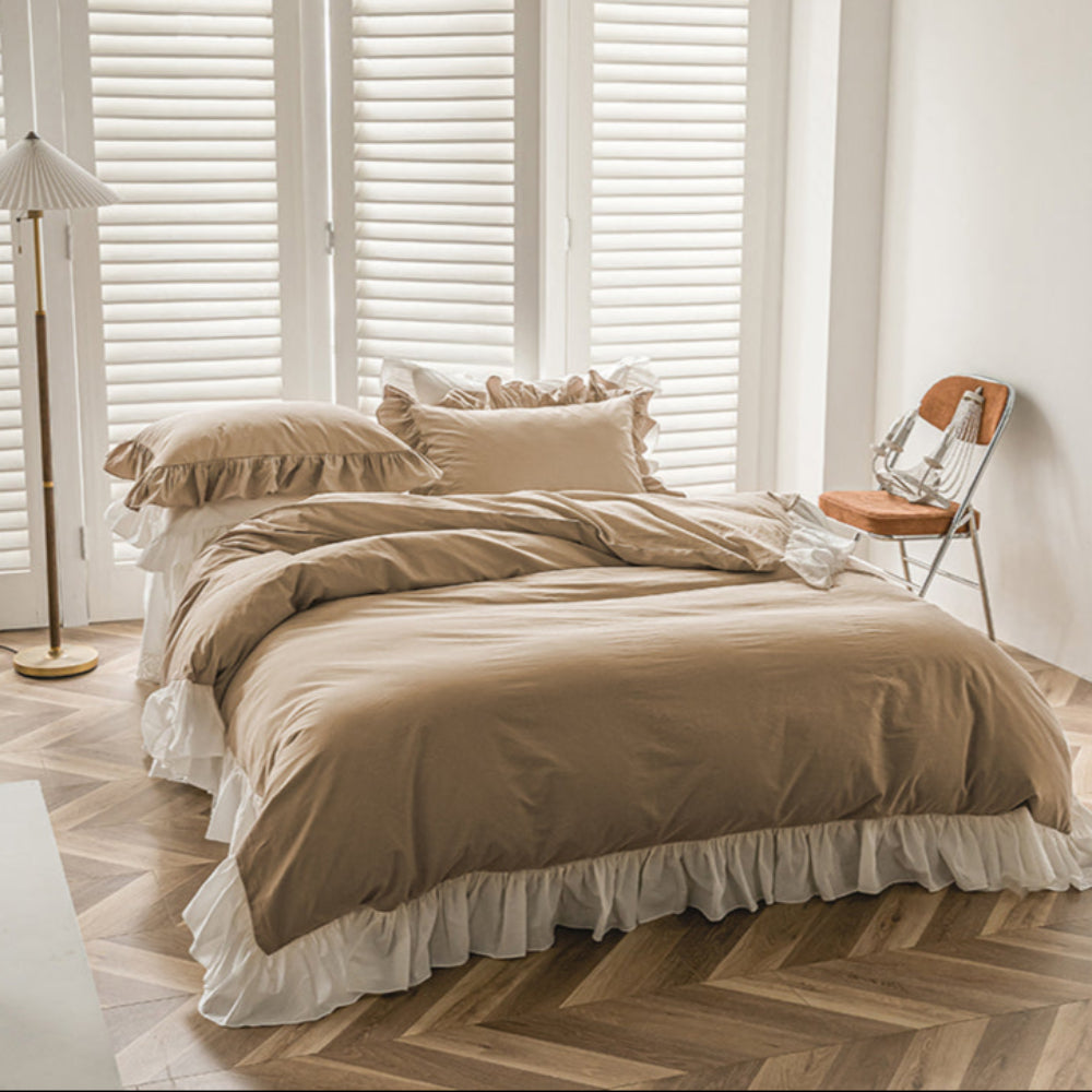 Amelia Ruffled Lace Washed Cotton Bedding Set - White & Brown