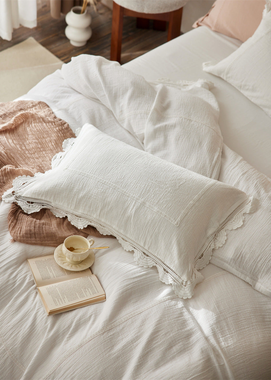 Isadora Lace Ruffle Double Gauze Bedding Set - Green