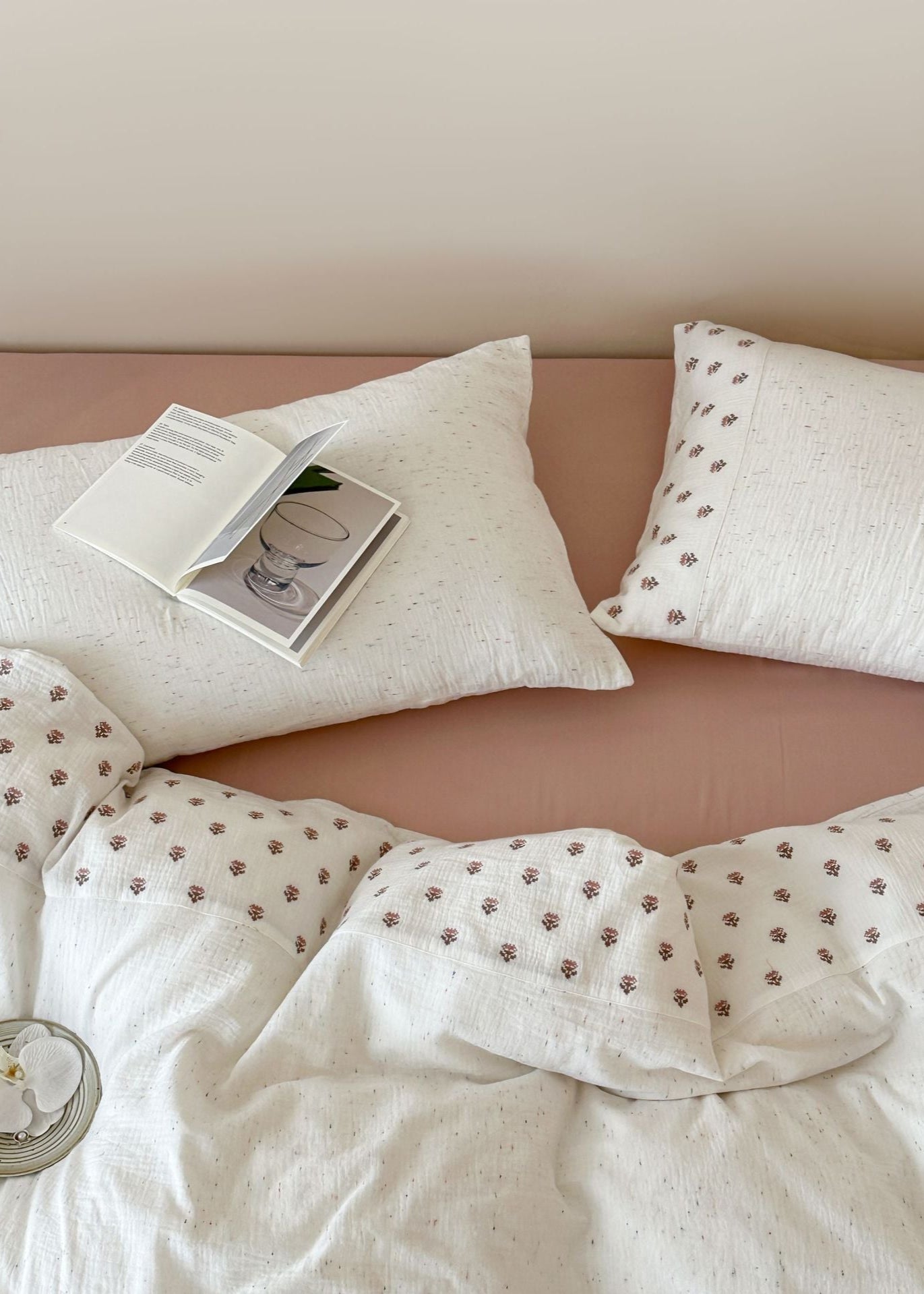 Delilah Floral Double Gauze Bedding Set - White