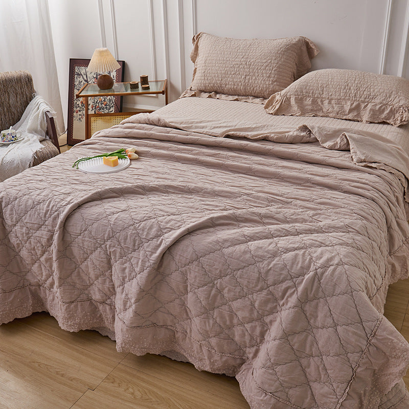 Ellie Lace Ruffle Quilted Bedding Set - Pink