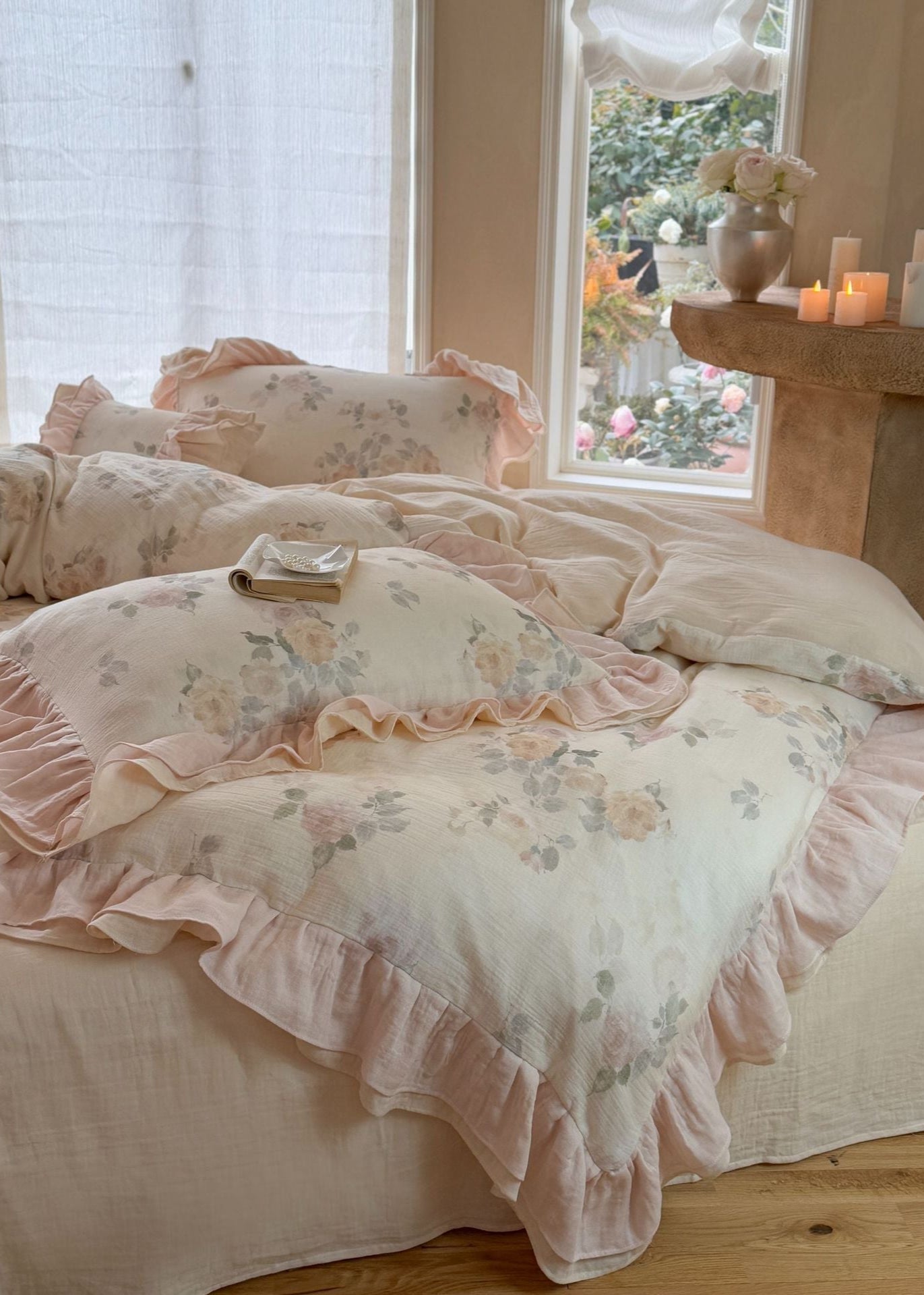Millie Lace Ruffle Floral Bedding Set - Blue
