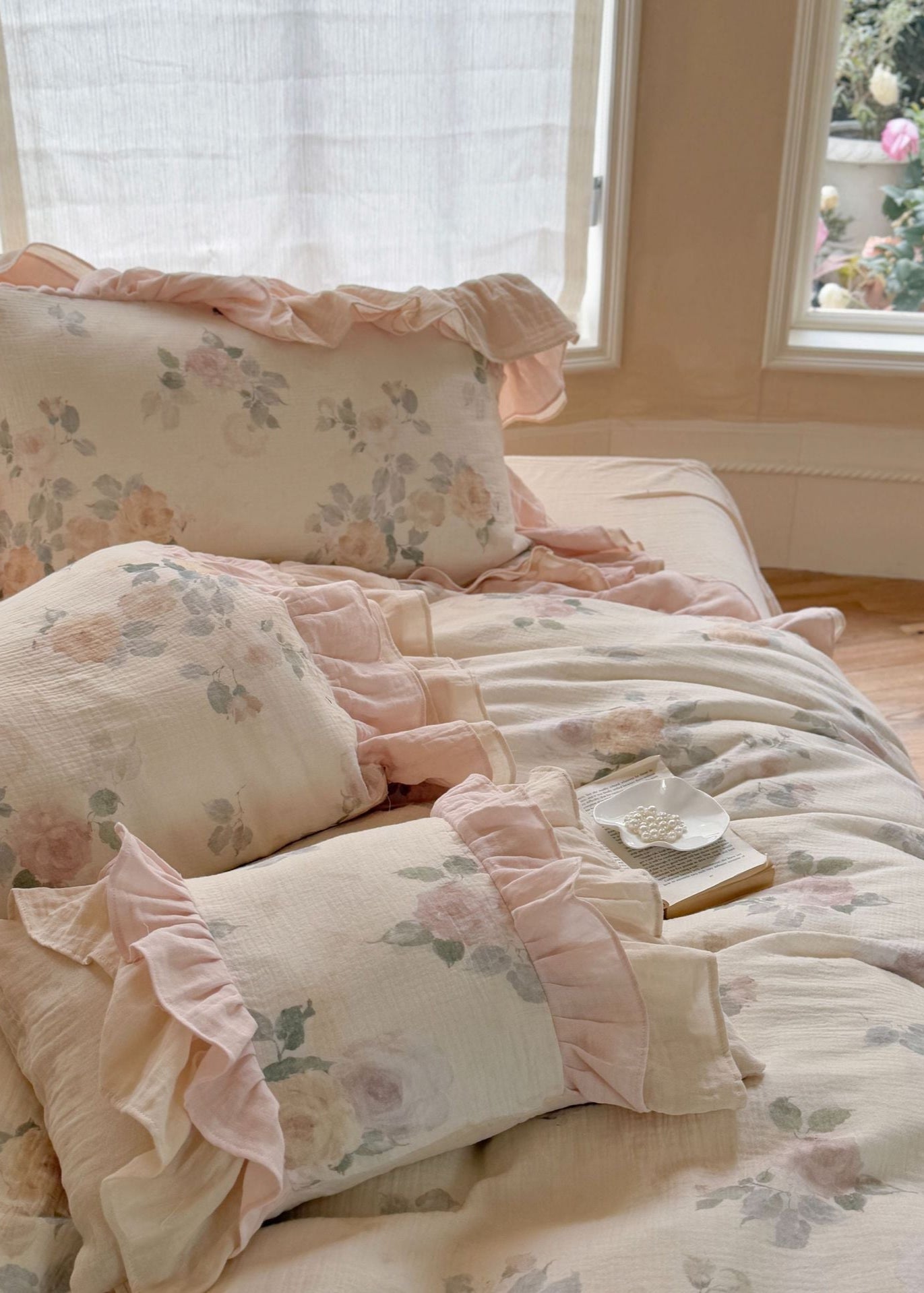 Millie Lace Ruffle Floral Bedding Set - Blue