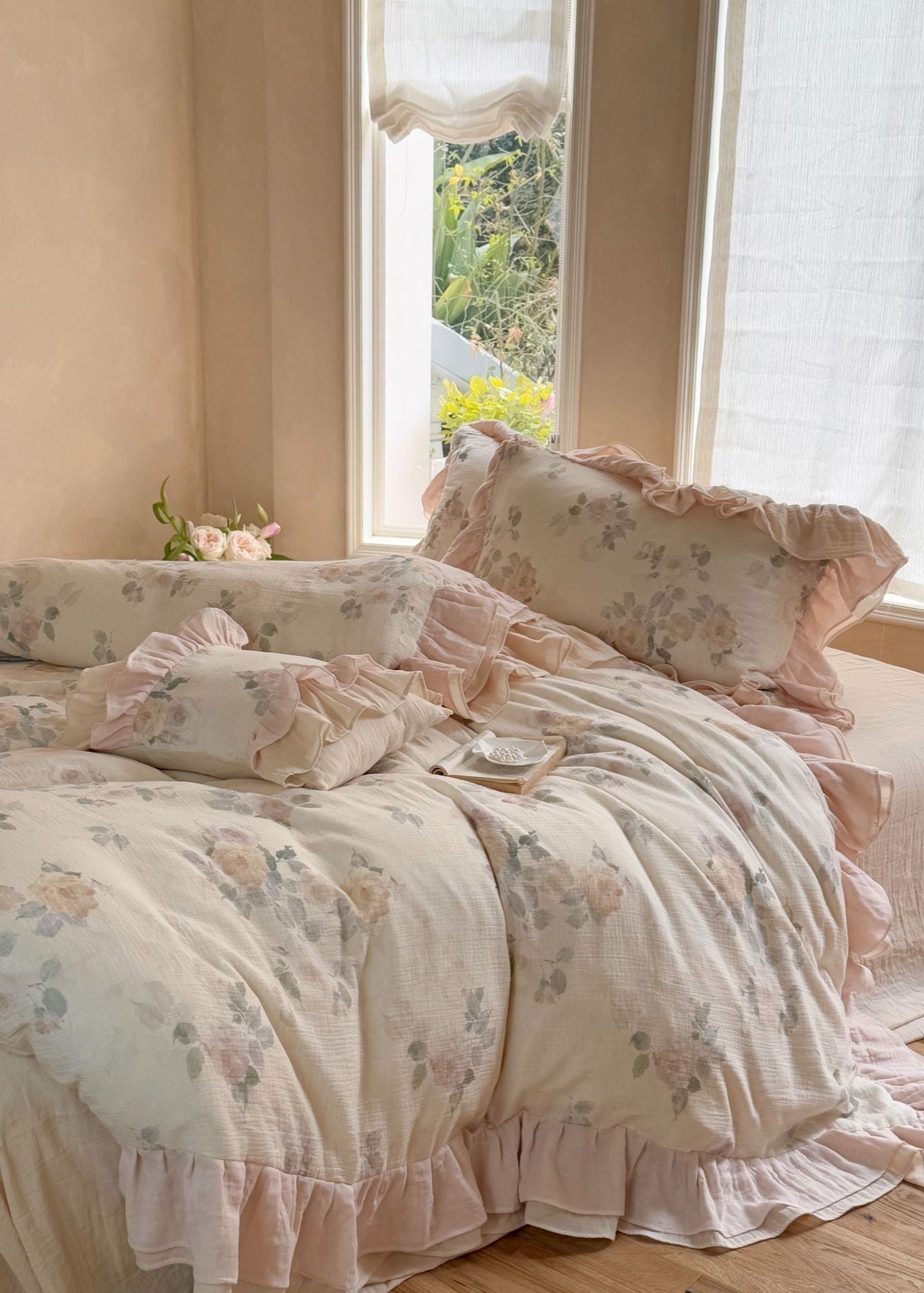Millie Lace Ruffle Floral Bedding Set - Blue