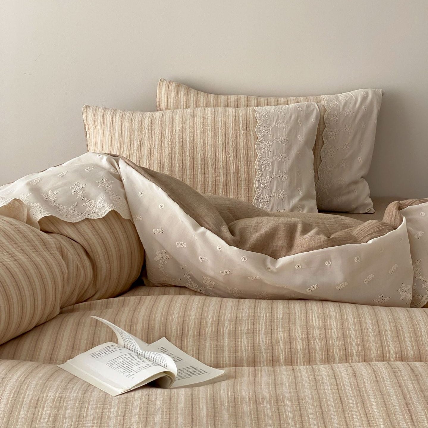 Florence Lace Double Gauze Striped Bedding Set - Beige Brown