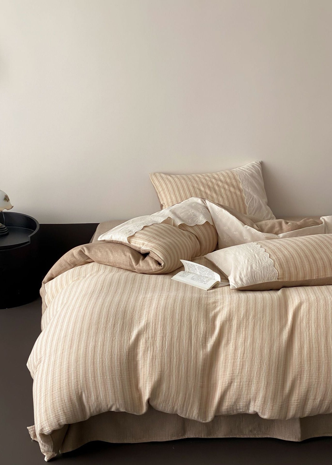 Florence Lace Double Gauze Striped Bedding Set - Beige Brown