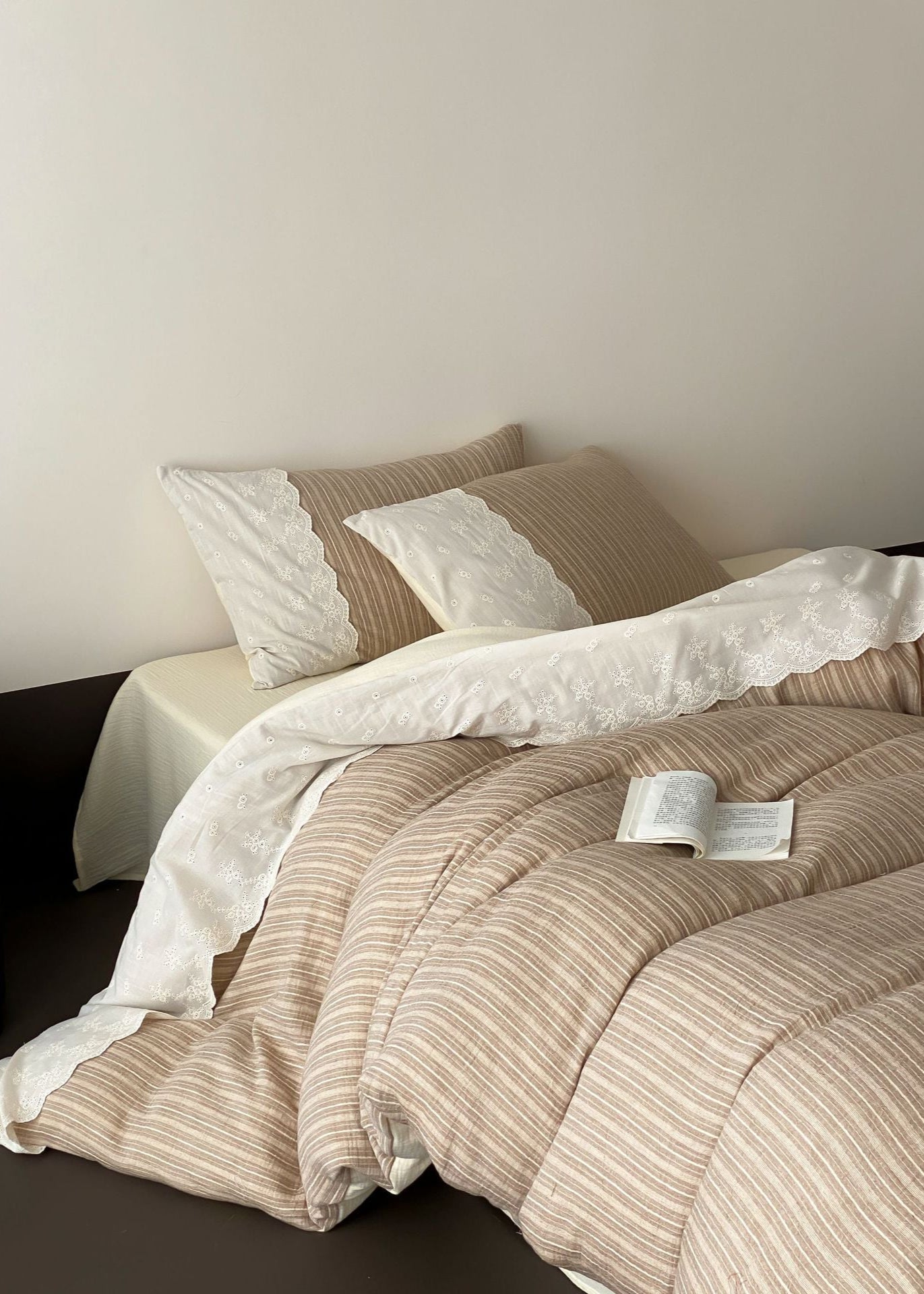 Florence Lace Double Gauze Striped Bedding Set - Brown