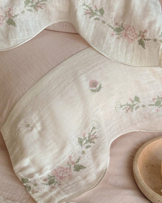 Maeve Floral Double Gauze Bedding Set - Pink