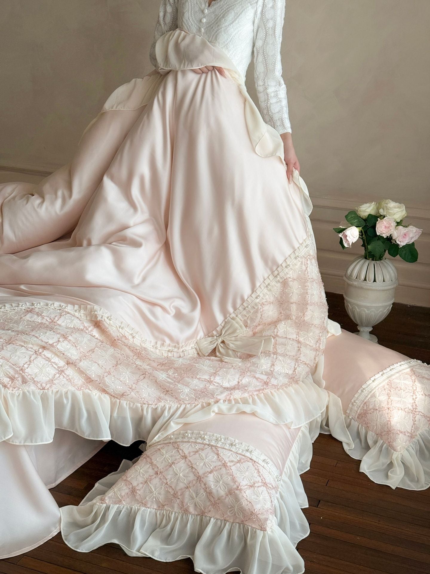 Haute Pearl TENCEL Bedding Set - White Romance